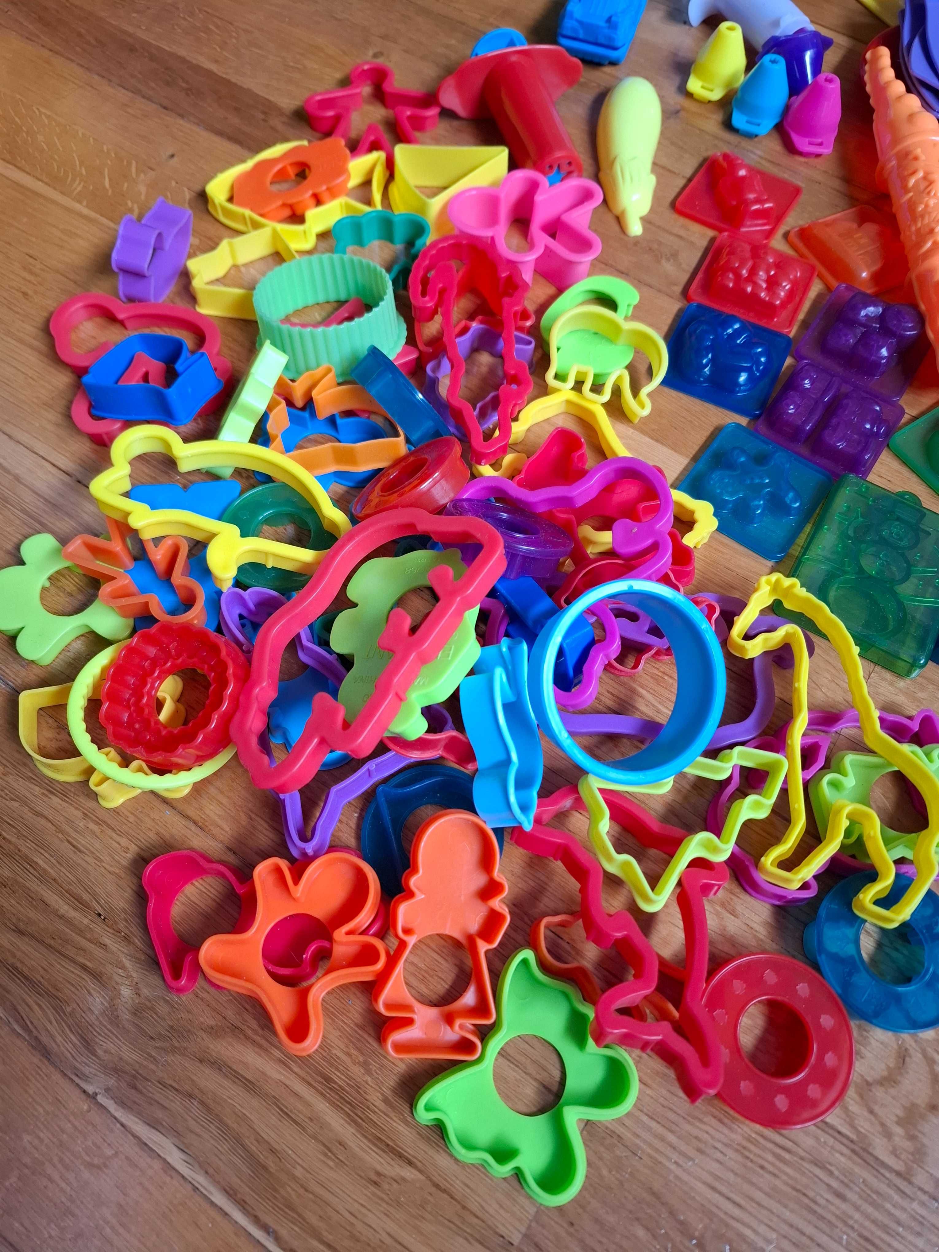 Play Doh mega zestaw + ciastolina