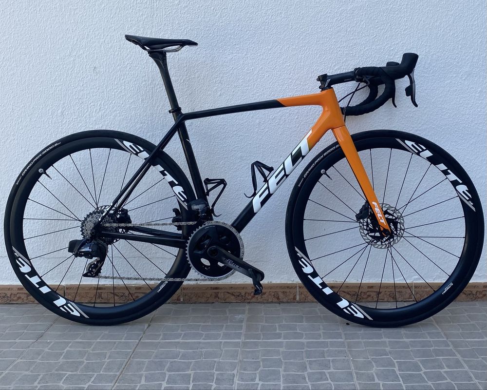 Bicicleta Disco Felt FR - Force AXS