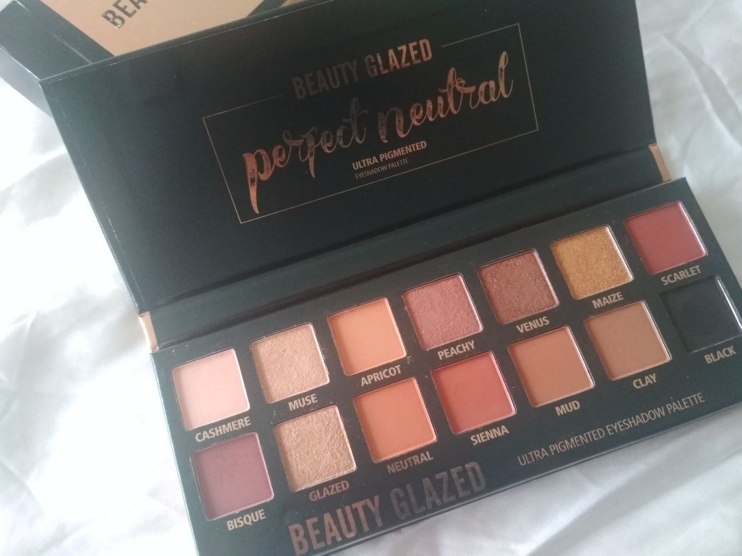 Beaty glazed Perfect neutralna paleta cieni