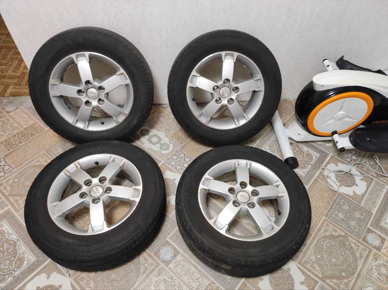 R15 5*108 ford focus 2 с летней резиной bridgestone 195/65 R15 15*6jj