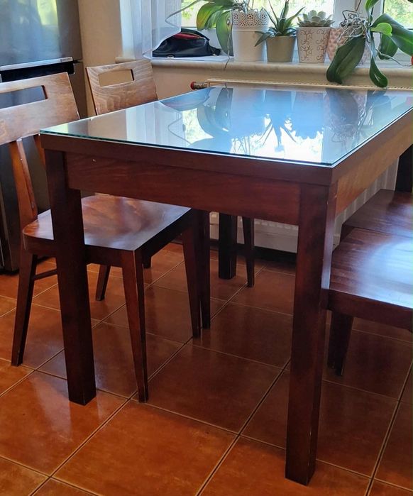 Stół 70x100 (+30) 4x krzesła (fameg radomsko)