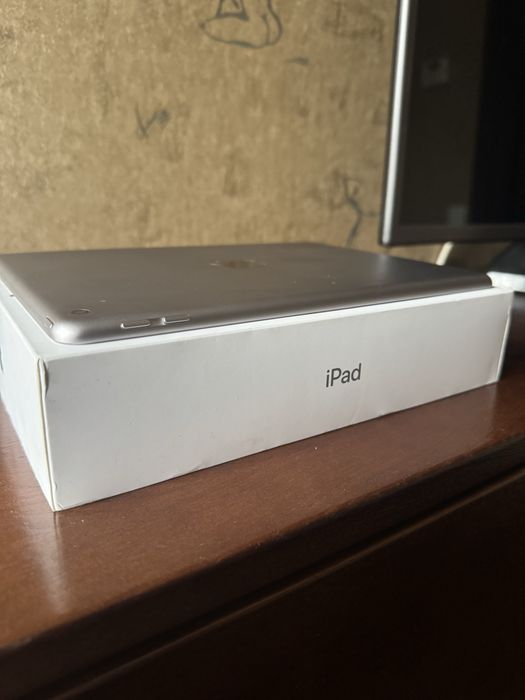 ‼️ iPad 5 32  планшет ОБМЕН!