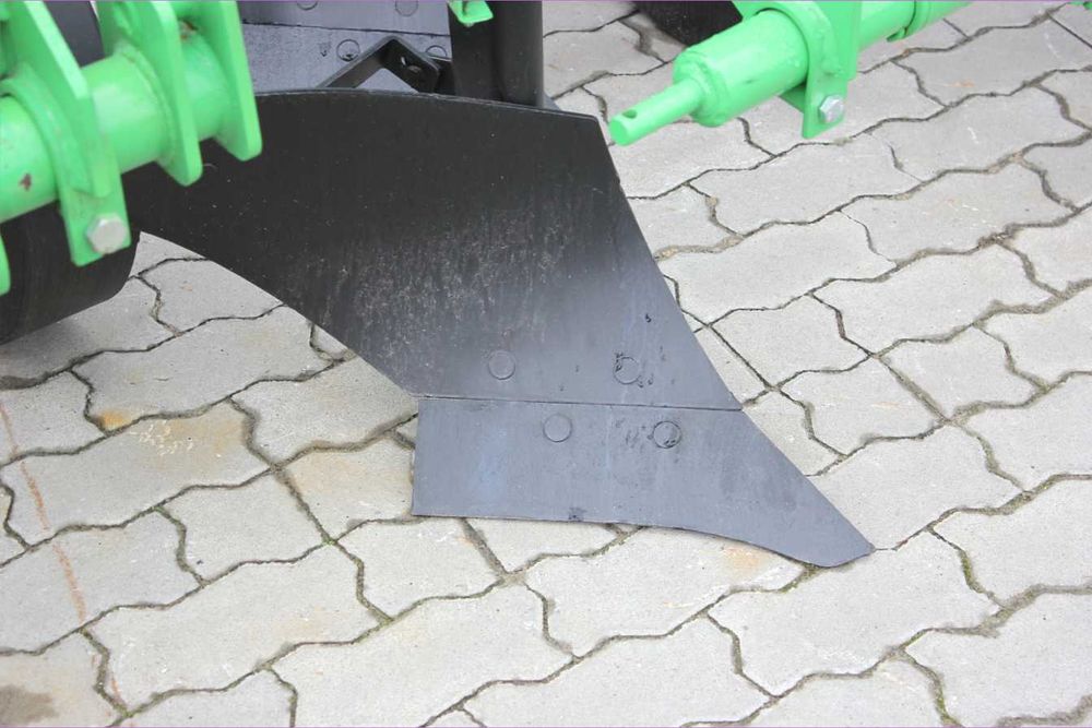 ЗАОЩАДЖУЙТЕ КОШТИ Плуг навісний Плн BOMET бомет Доставка!