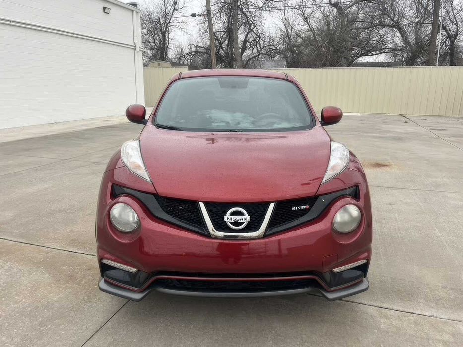 Nissan Juke SV      2013