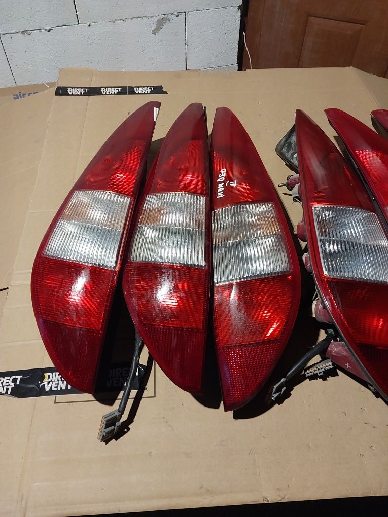 Ford mondeo mk3 mk III 3 tylna lampa tył prawa lewa kombi