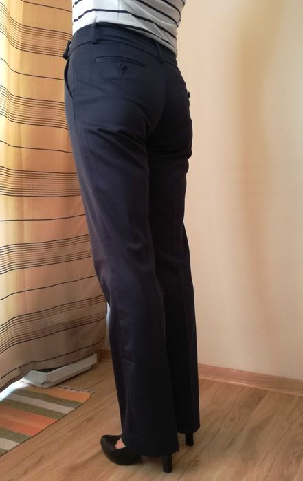 Nowe eleganckie spodnie w kant TOP SECRET s/m