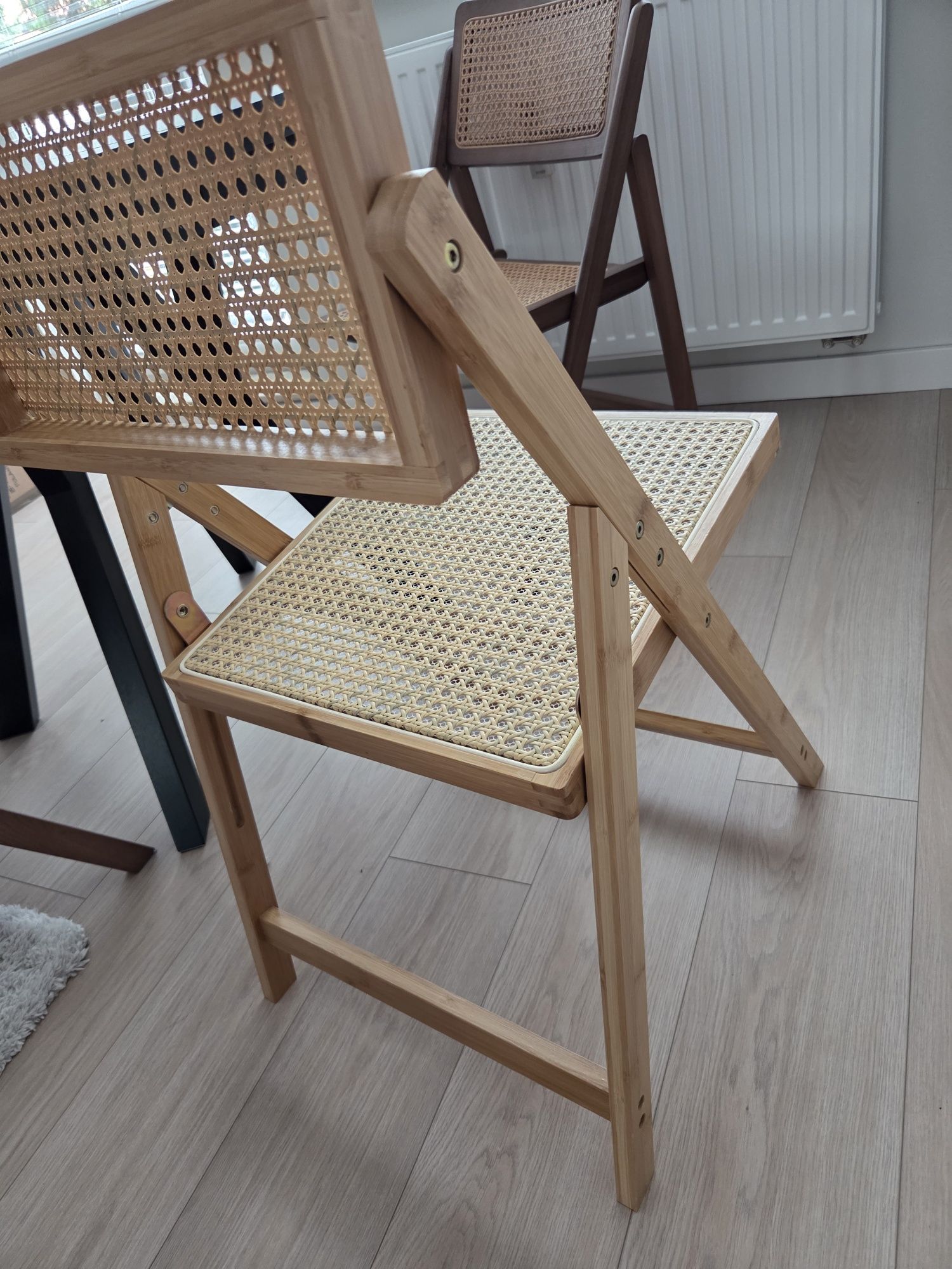 Krzesła rattan składane drewniane