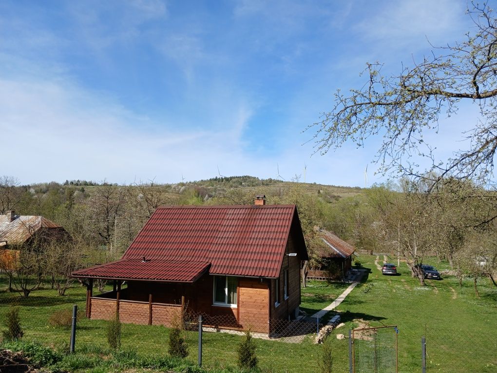 Здається будинок в Карпатах, оренда в Карпатах, сауна та вітряки.