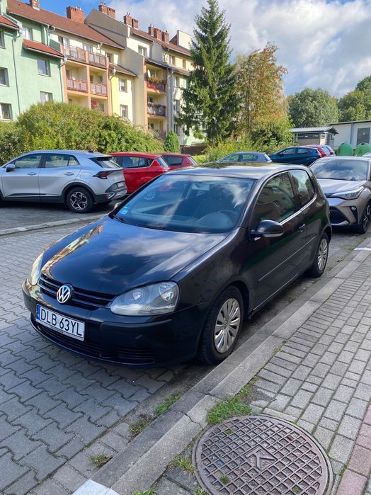 Sprzedam VW Golf 5 1,9tdi 105KM