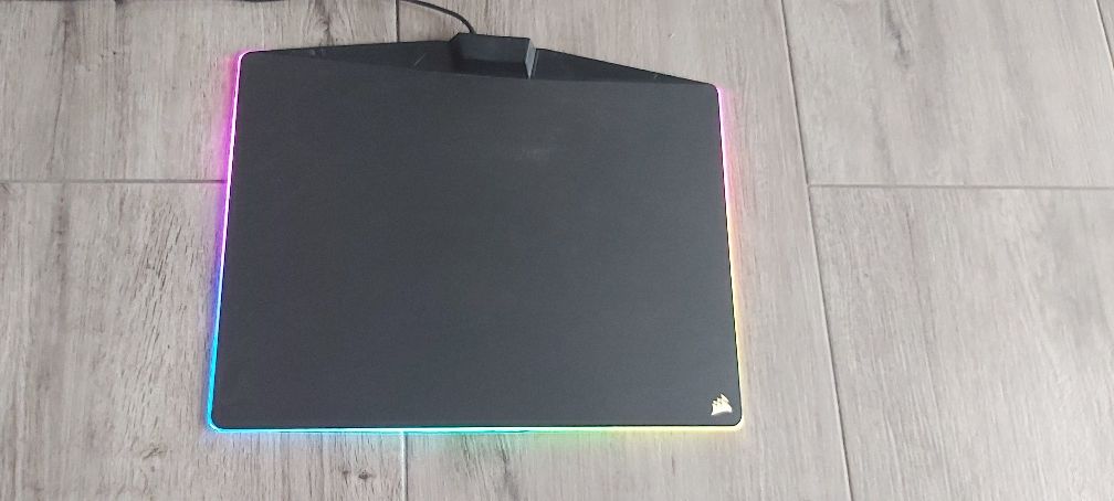 Corsair mm800 rgb podkładka pod mysz