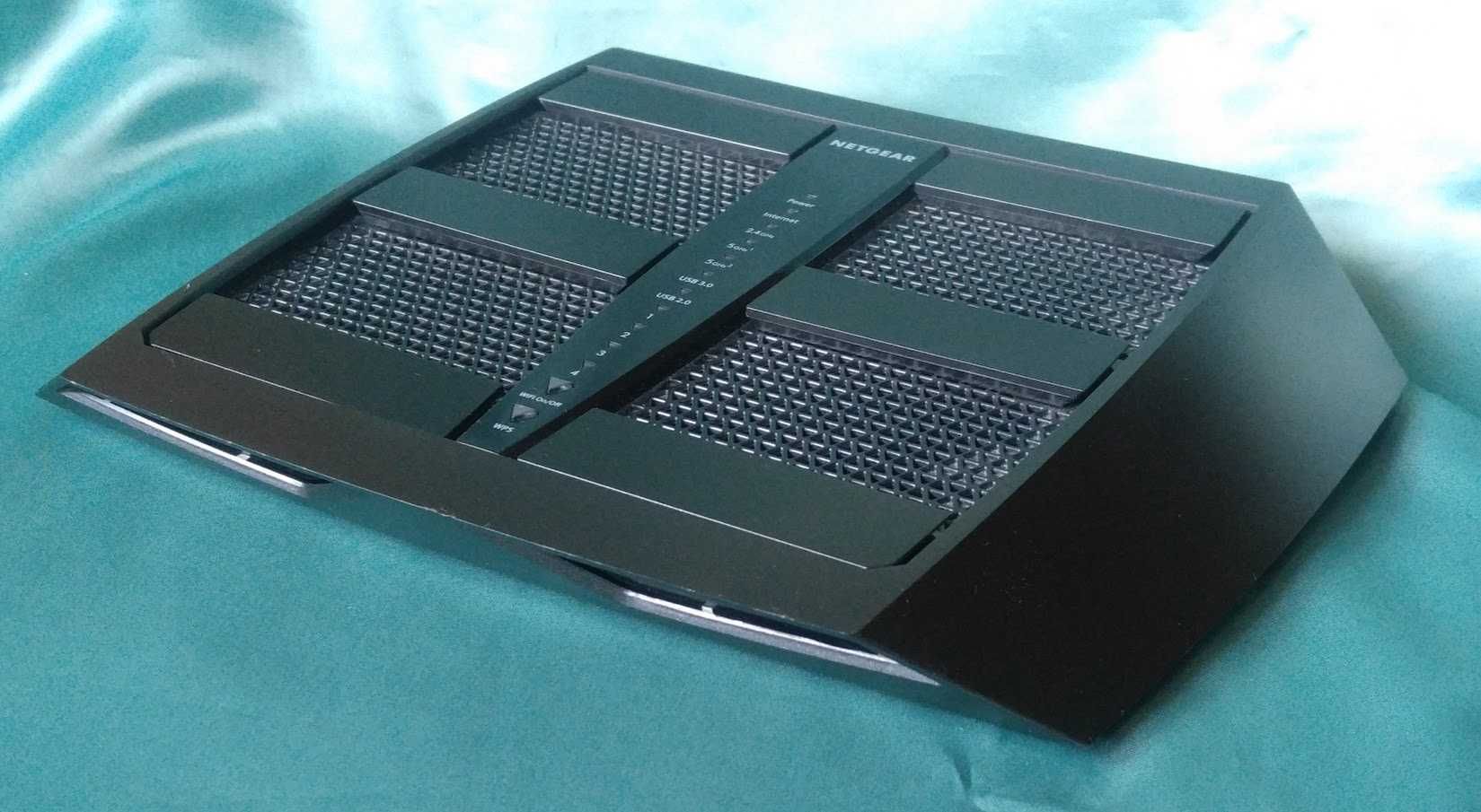 Мощный Wi-Fi 5 AC4000 роутер NETGEAR Nighthawk X6 R8000 (США)