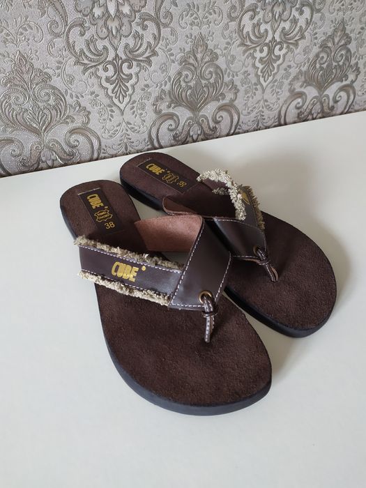 Якісні повністю шкіряні жіночі сланці, шльопанці, в'єтнамки Розмір 38