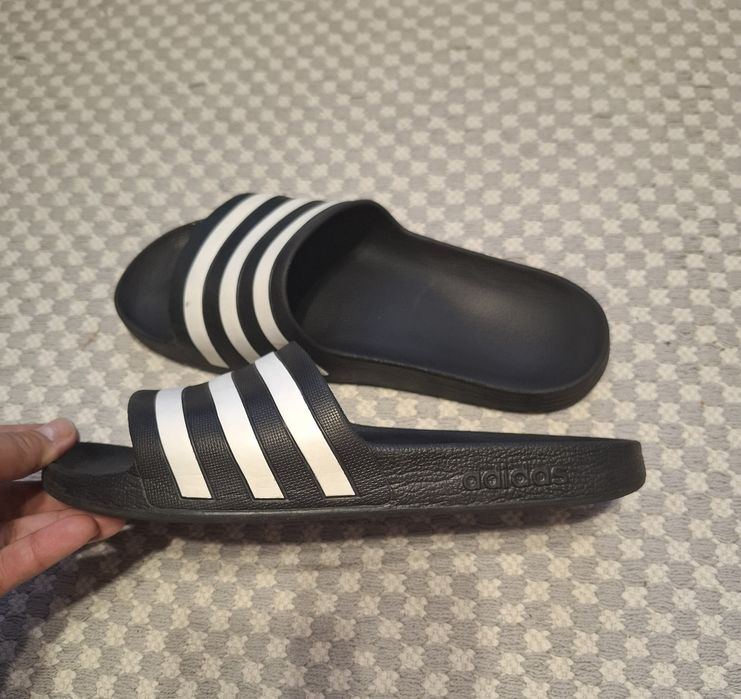 Adidas шльопанці сланцы аквашузи 41-42/27см