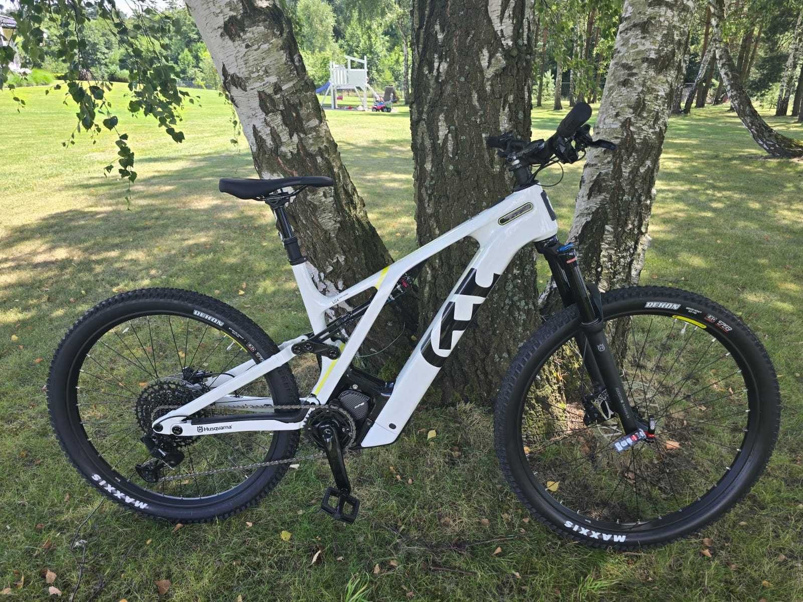 Rower elektryczny Husqvarna LC 4 Rama Karbonowa 85 Nm 720 Wh [nowy]