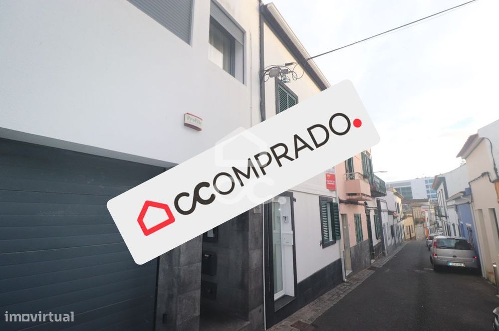Moradia com 3 Quartos - São Pedro - Ponta Delgada