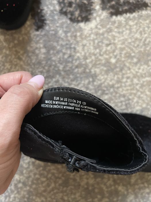 Продам черевички H&M
