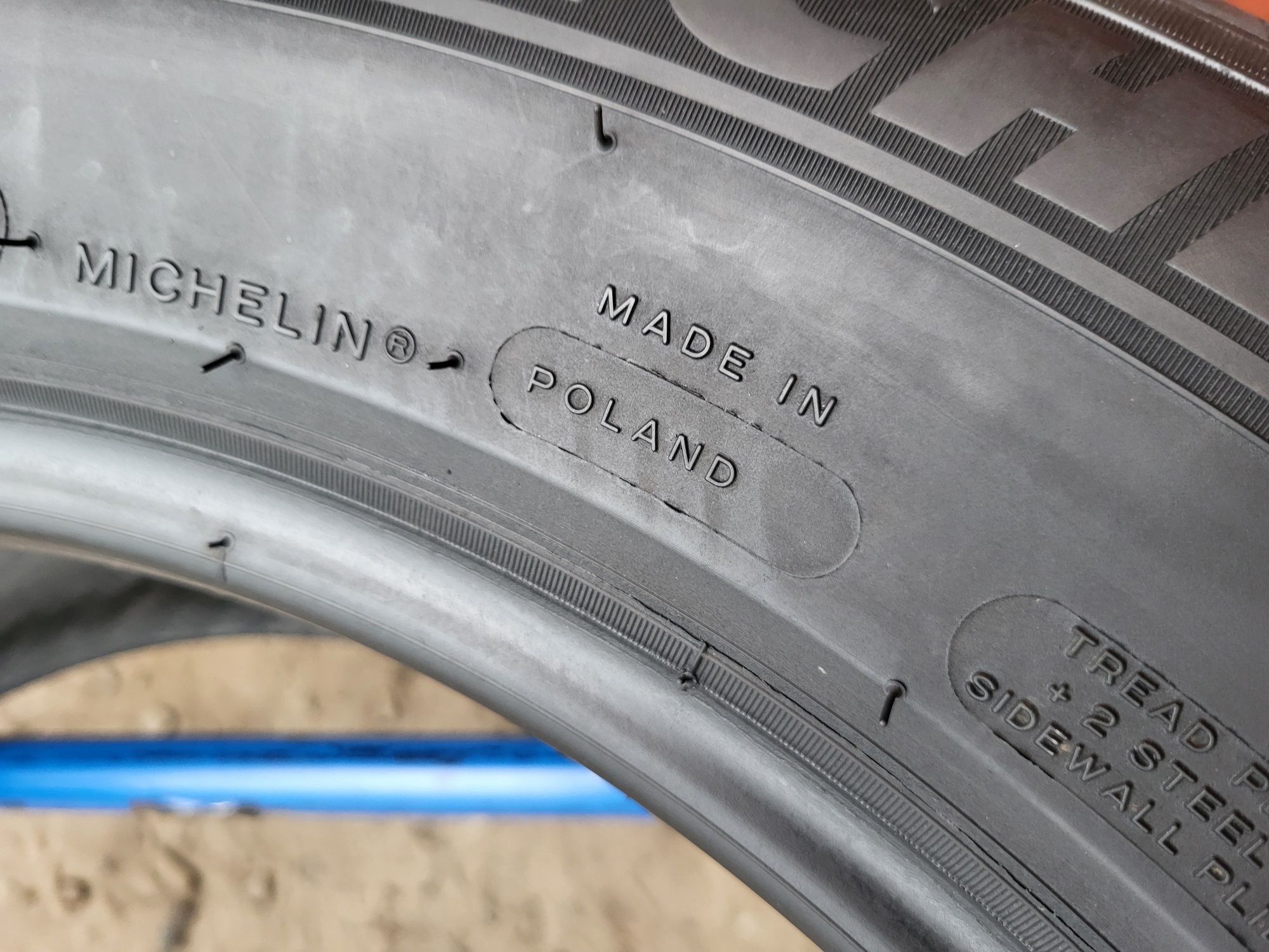 235/60/18 R18 Michelin Latitude Tour HP 4шт ціна за 1шт літо шини