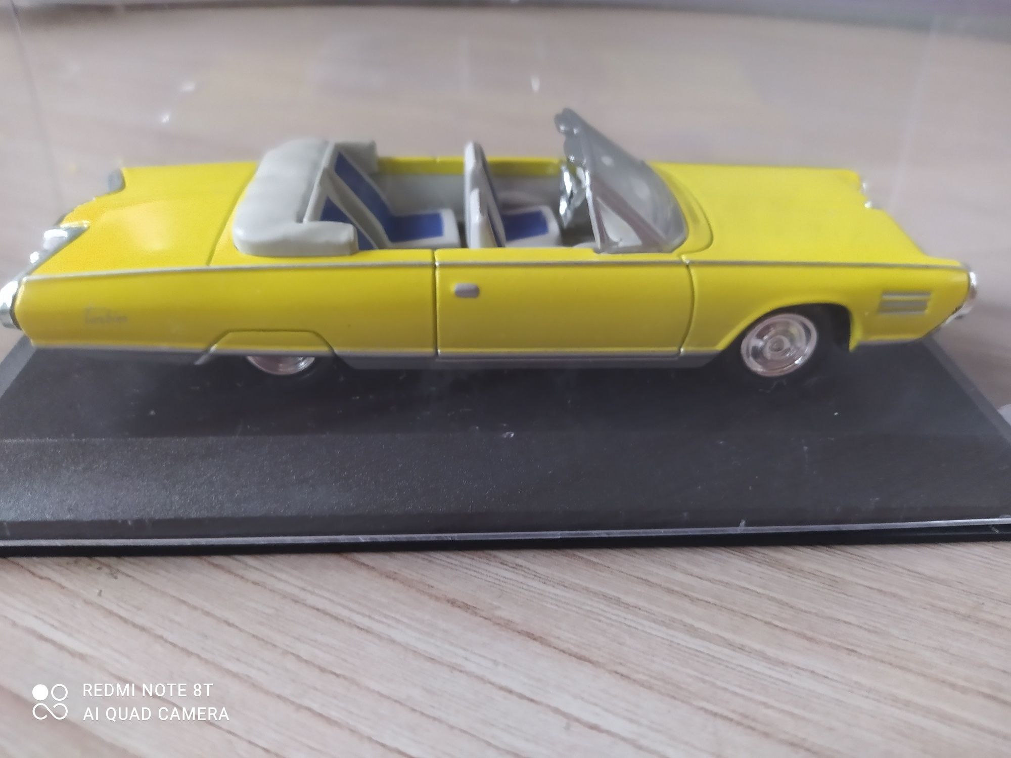 Chrysler model 1963 turbine car