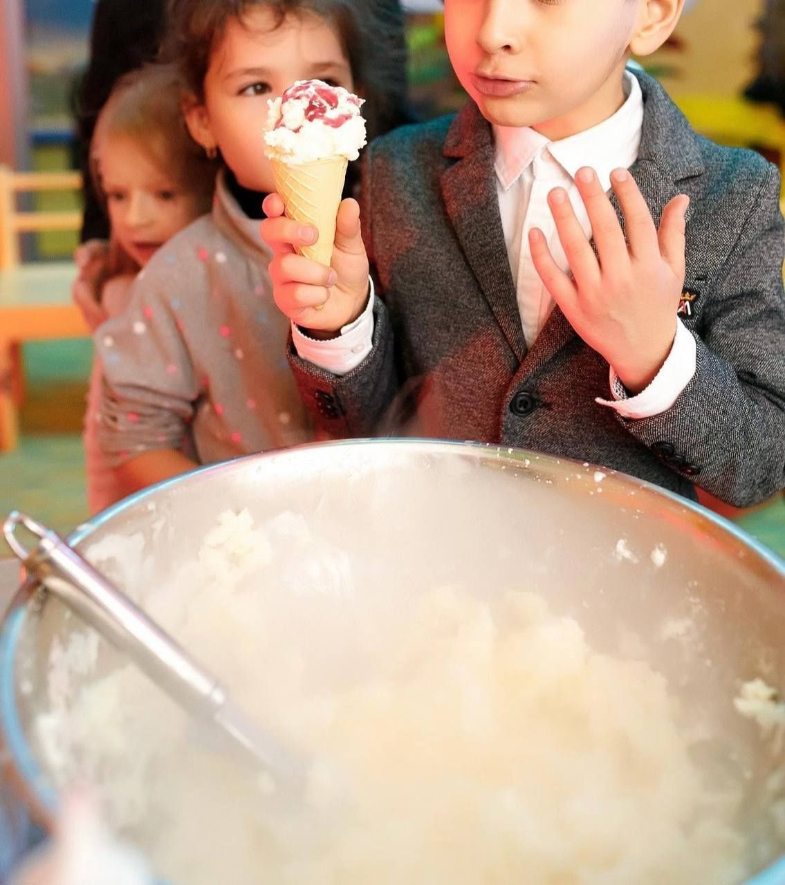Наукове шоу-Кріо кухня-Мк по виготовленню Єко морозива
