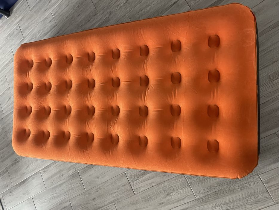 Materac kempingowy Luxchoice akumulator Typ-C  samopompujący Luxchoice