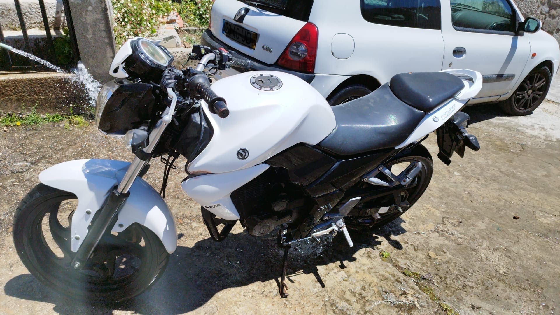 Vendo Mota Sym Wolf em excelente estado