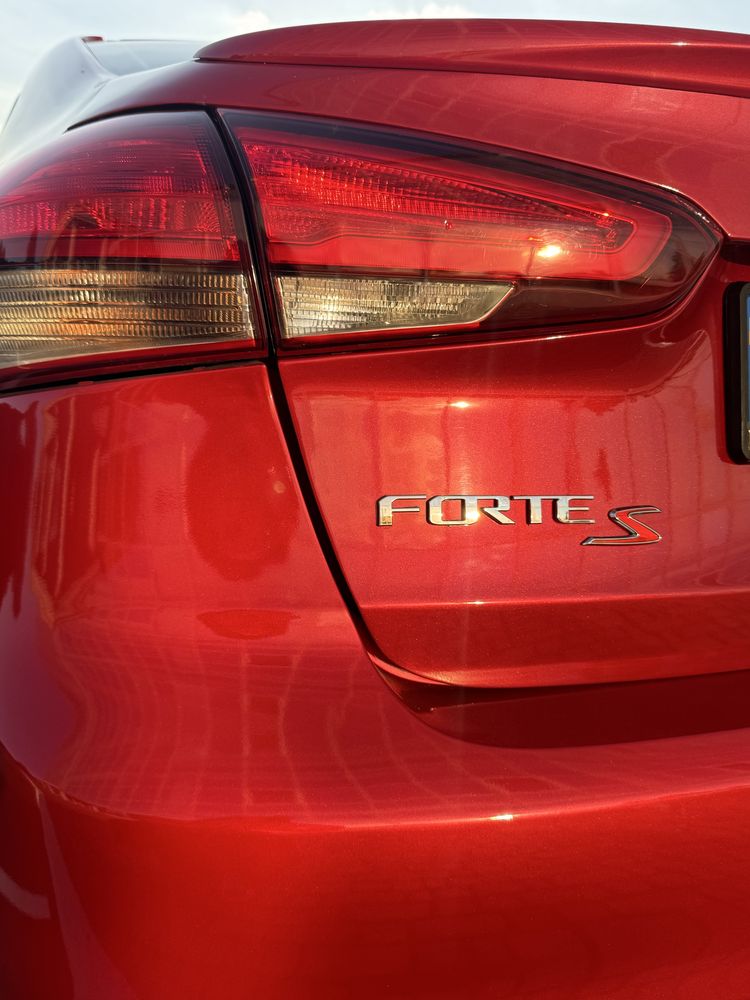 Автомобиль Kia Forte 2016, 2.0S