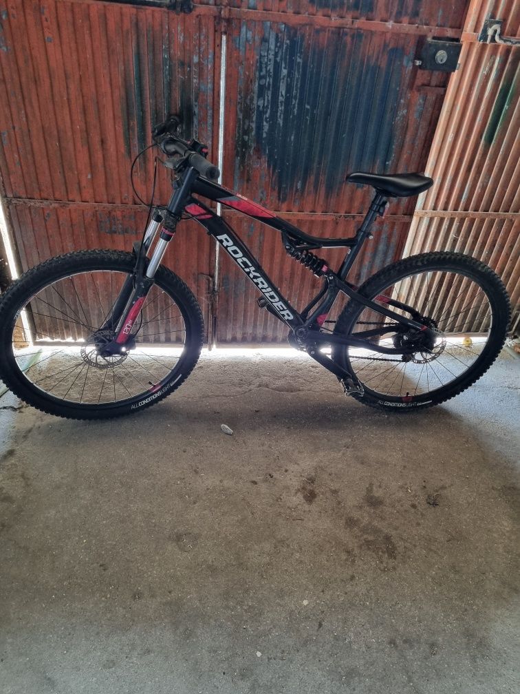 Bicicleta BTT RockRider ST530