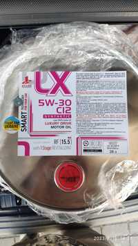 Синтетична олива XADO Luxury Drive 5W-30 C12