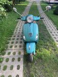 Skuter Vespa Piaggio LX5O