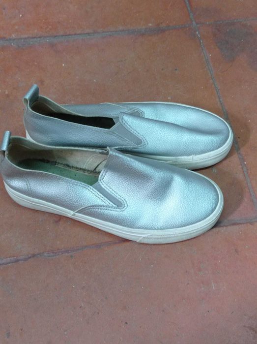 Sapatos de senhora - vários tipos