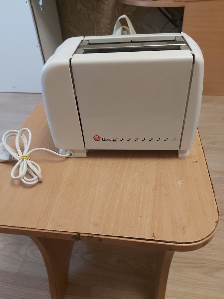 Тостеры Scarlett, Domotec