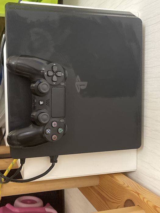 playstation 4 slim