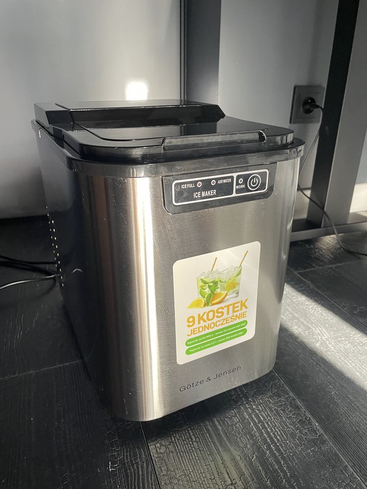 Kostkarka do lodu GÖTZE & JENSEN IM701X Inox Pojemnik 2.2 L