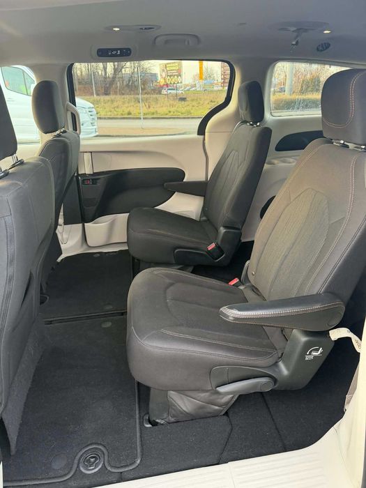 CHRYSLER PACIFICA TOURING L 2017 3.6 7-osobowa hak kamera