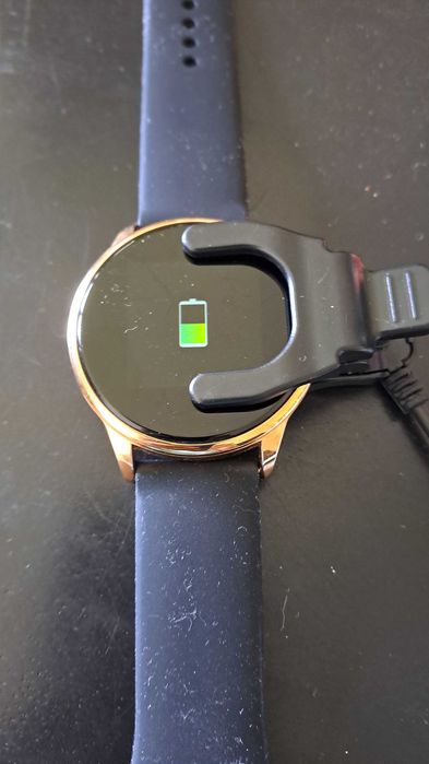 Smartwatch novo, com carregador
