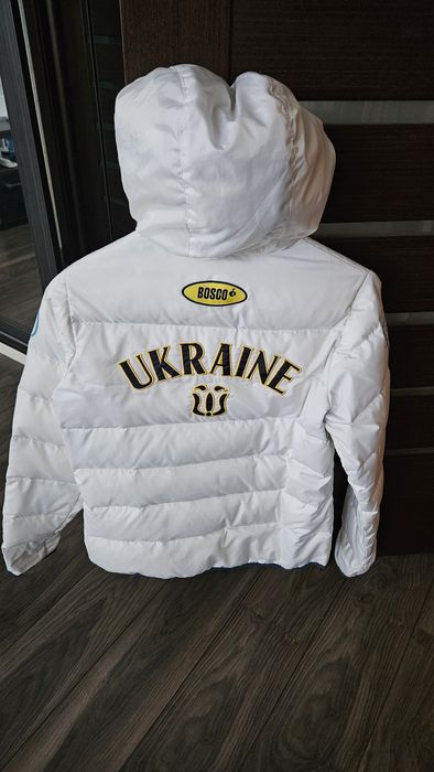 Куртка жіноча спортивна