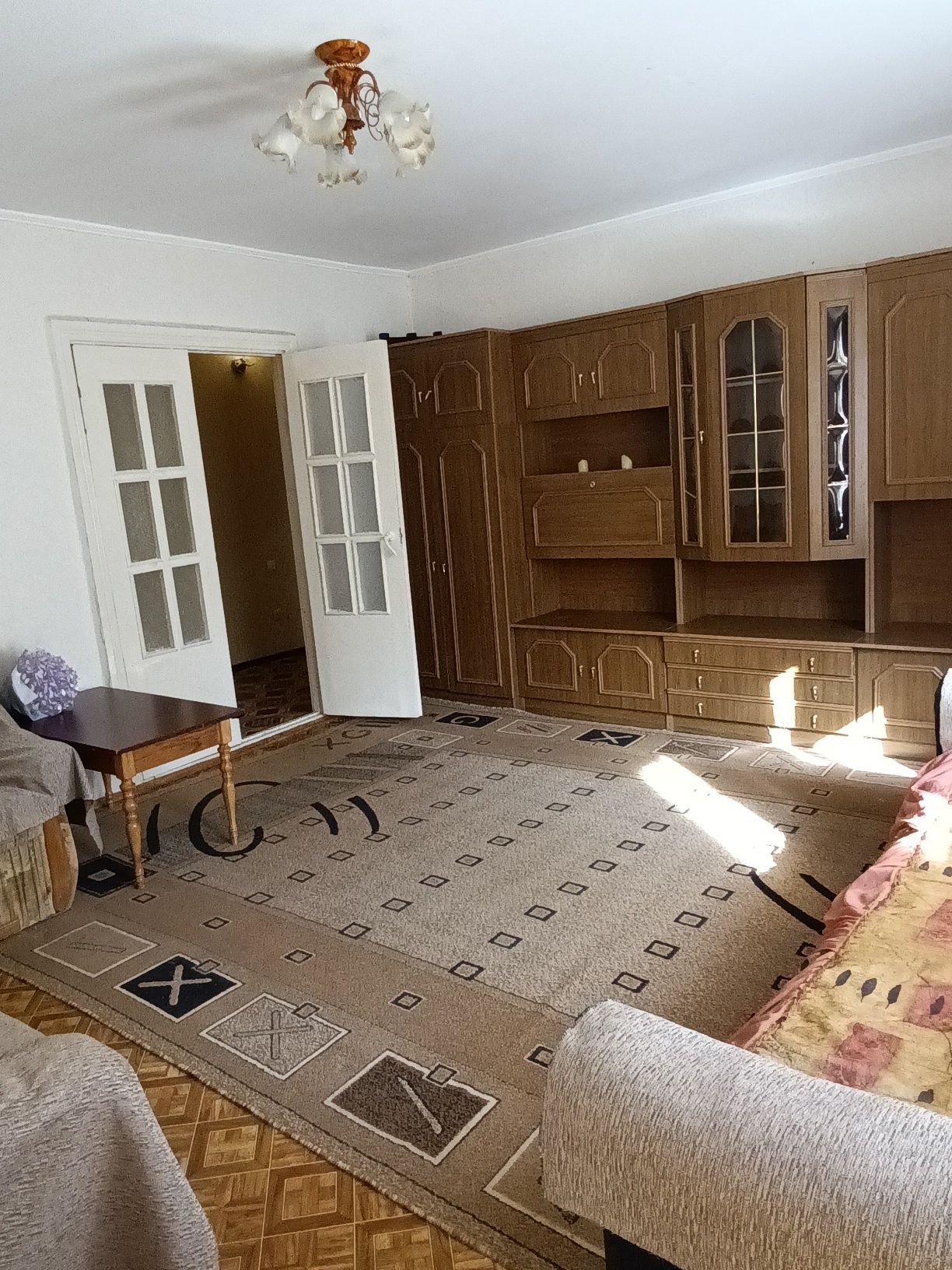 Продам 1кімнатну квартиру по вул.Гулака-Артемовського.