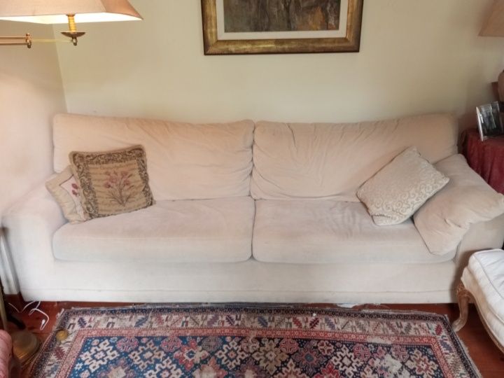 Sofá grande, bege, bom e barato!