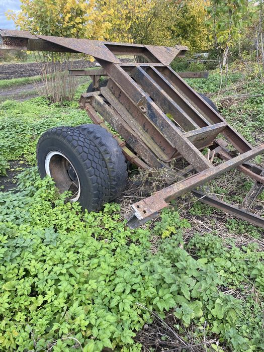 причіп до великих тракторів