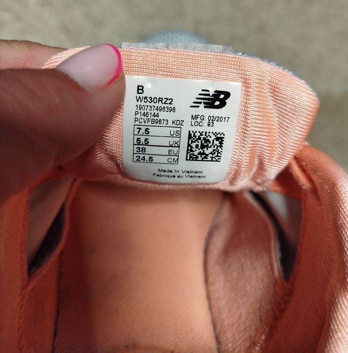 Buty sportowe damskie New Balance rozmiar 38 stan bardzo dobry