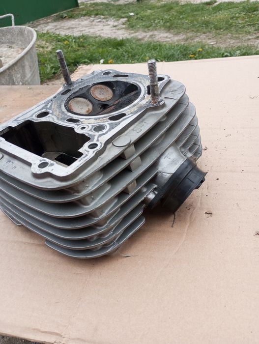 Głowica silnika cylindra Suzuki VS 800 Intruder s501 92 - 09r K4