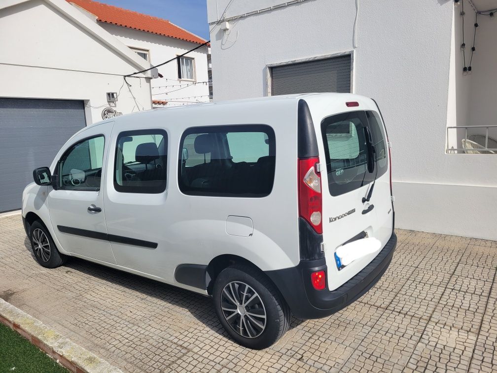 2012 Renault Kangoo Maxi 1.5 dCi - 5 Seater Van