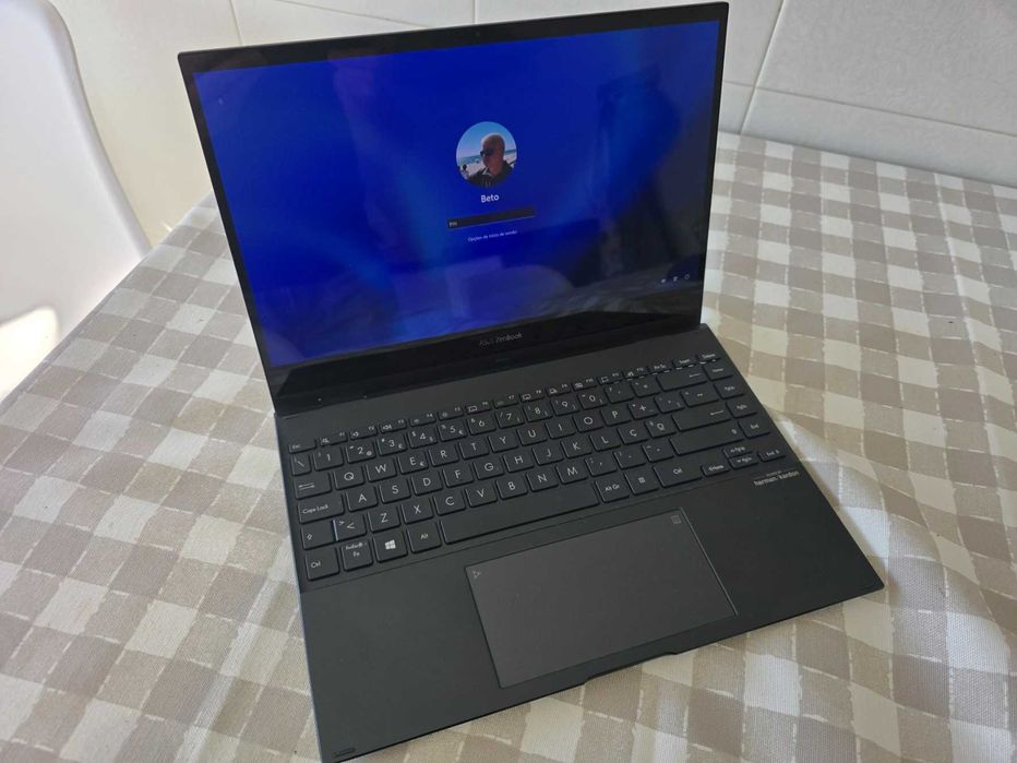 Zenbook Flip 13 OLED
