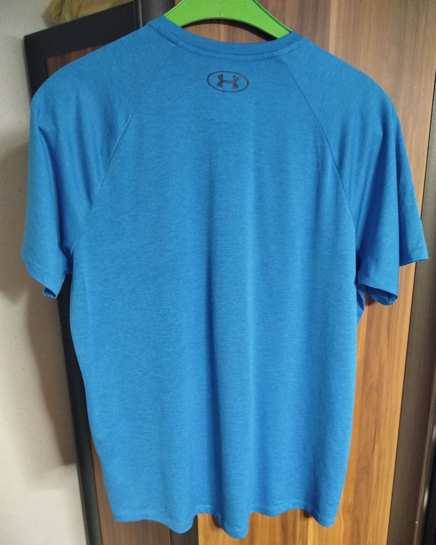 Koszulka męska Under Armour rozmiar M/L stan idealny