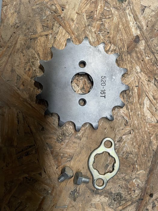 zębatka zdawcza przednia 16 zębów 520 kayo k2