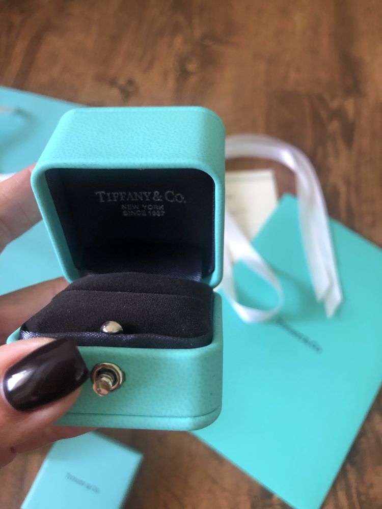 Упаковка коробка Тиффани Tiffany под кольцо с сертификатом