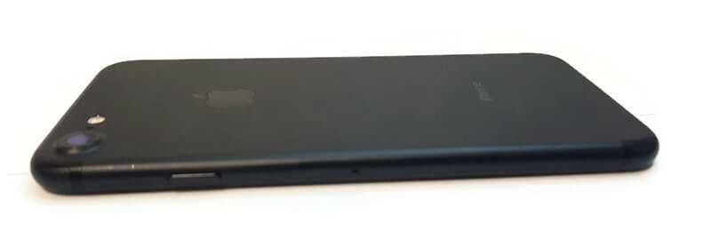 Apple iPhone 7 2/32gb Czarny Bat.81%