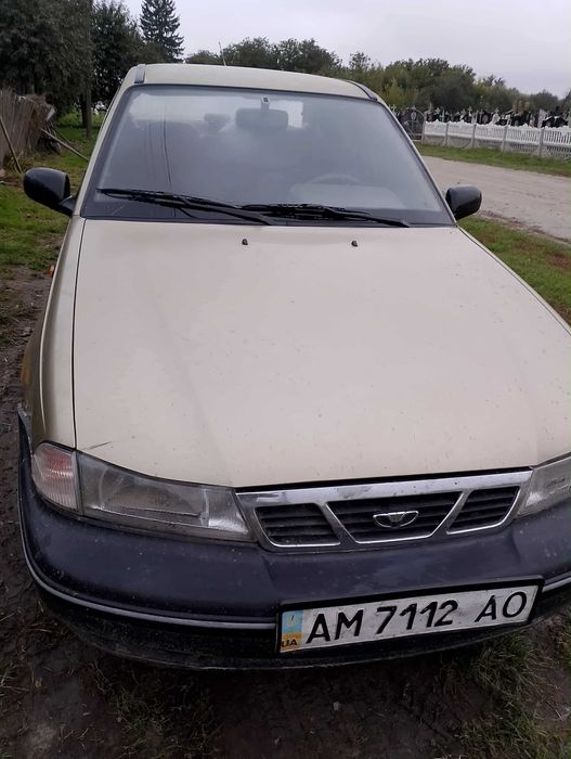 Продаж авто нексія