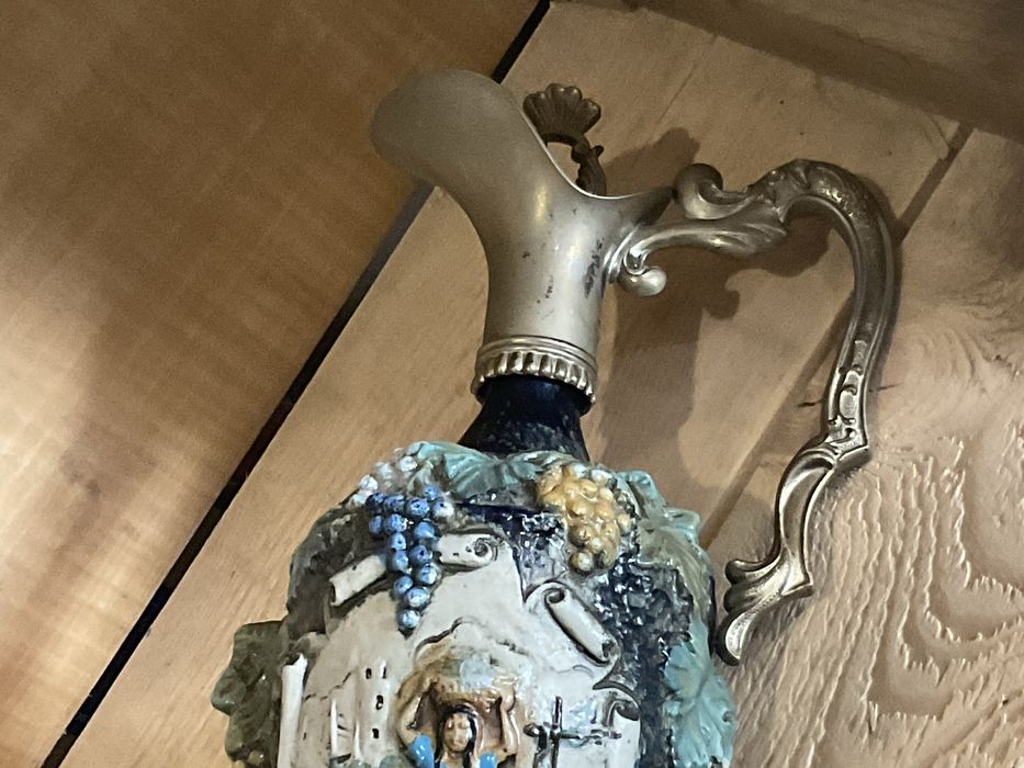 Ceramiczno-cynowa Karafka do wina- Włochy