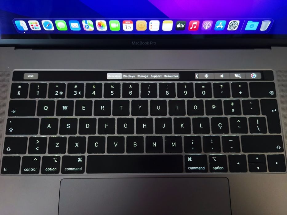MacBook Pro 15 I7 16GB RAM 256 SSD - Excelente estado